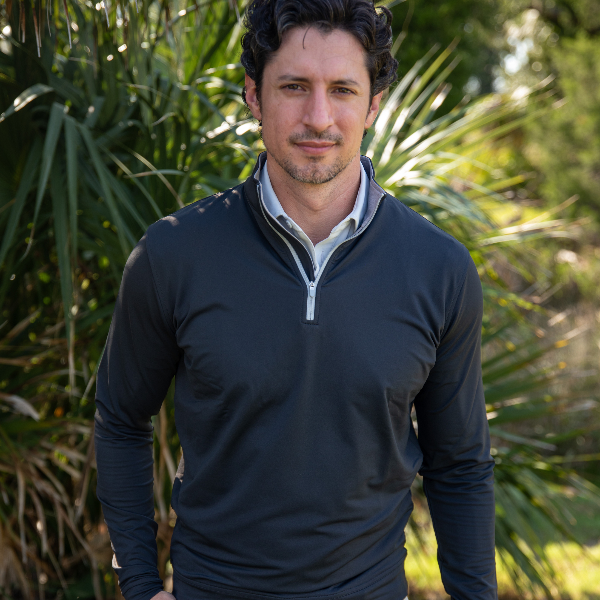 The Isaac Quarter-Zip Black